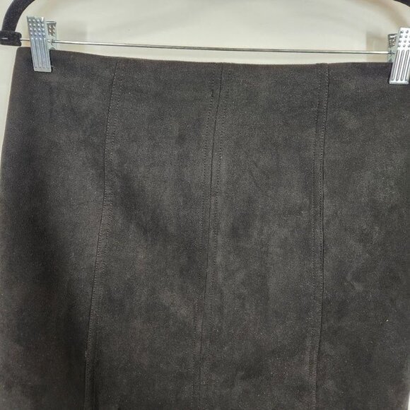 Wild Honey Faux Suede Seamed Mini‎ Skirt in Black - Size Large - Picture 3 of 6